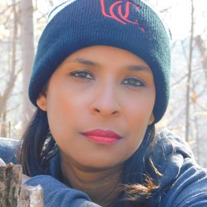 Meet your Posher, Jackline